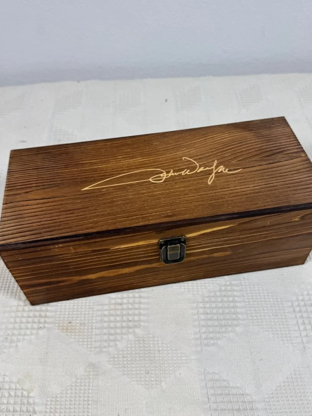 Whiskey Glass Gift Set w Bullet Shaped Chillers & John Wayne Quotes In Wood Box